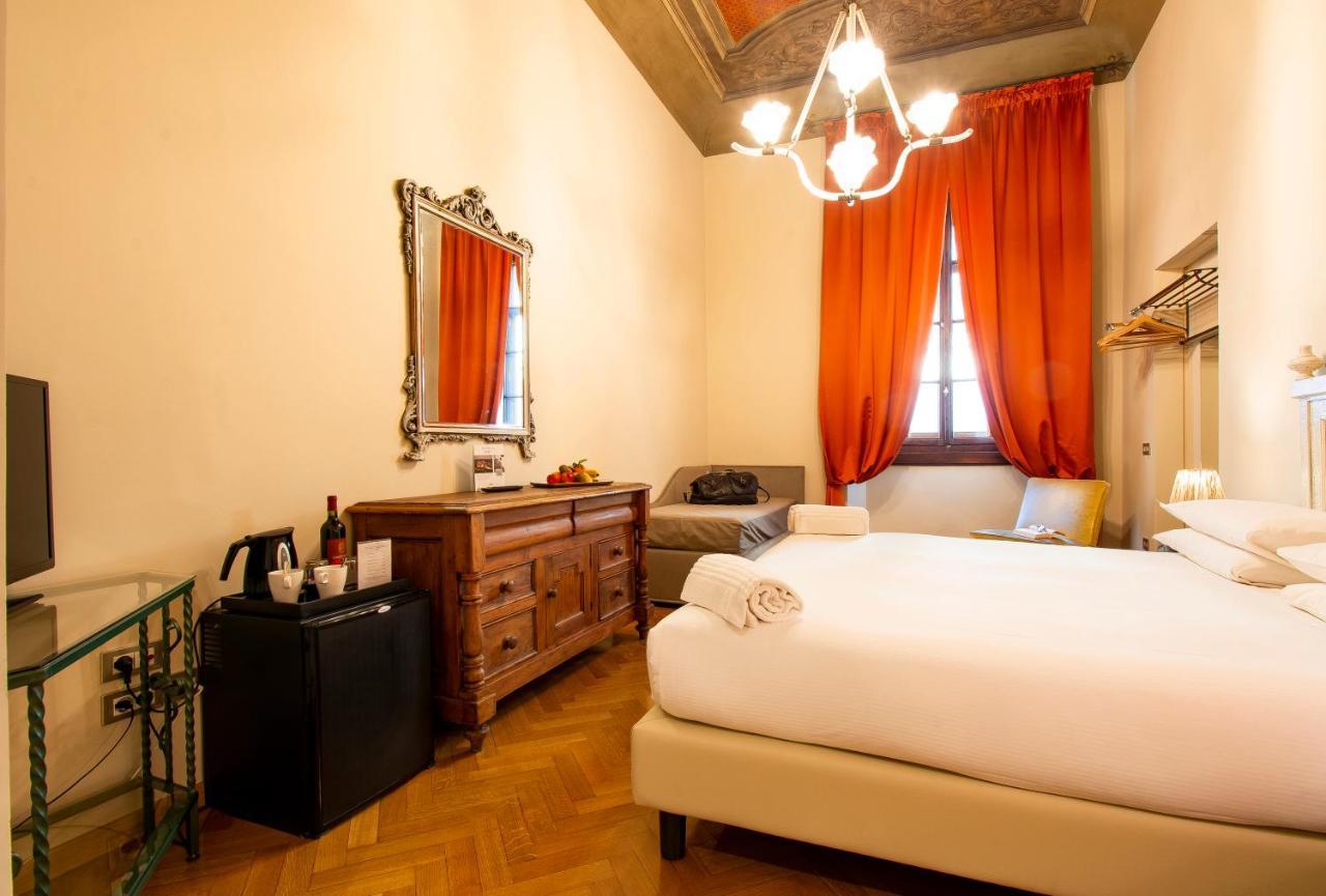 N4U Guest House Florence Exterior photo