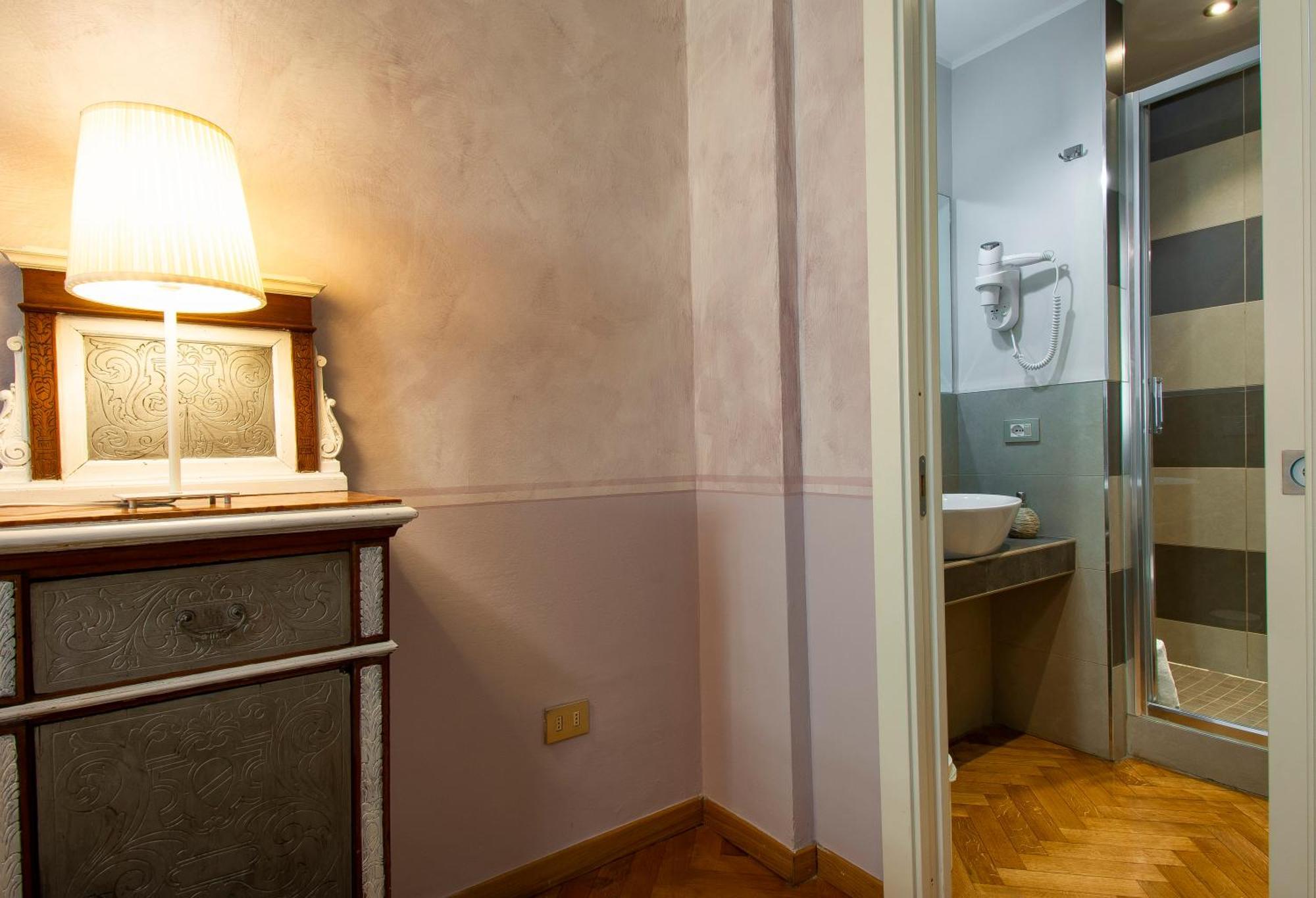 N4U Guest House Florence Exterior photo